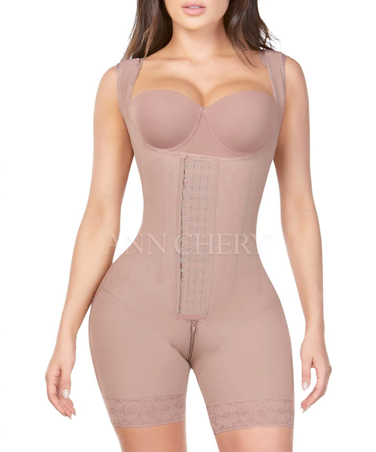 Faja short con 4 broches levanta glúteos y control abdomen – Ann Chery 5165